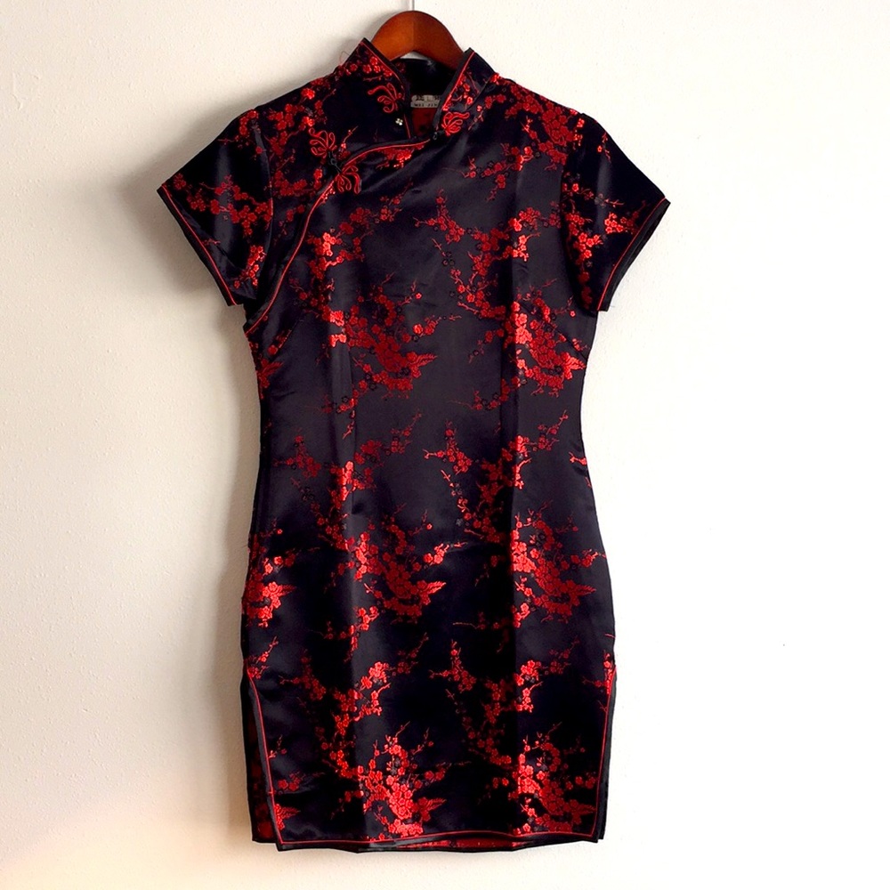 Si  Mei Jin Komono Dress